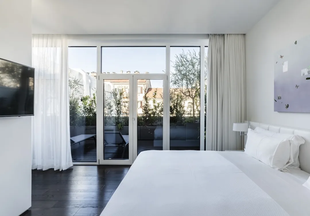 Magna Pars- L'Hotel à Parfum Small Luxury Hotels of the World-Prestige Terrace Suite-1