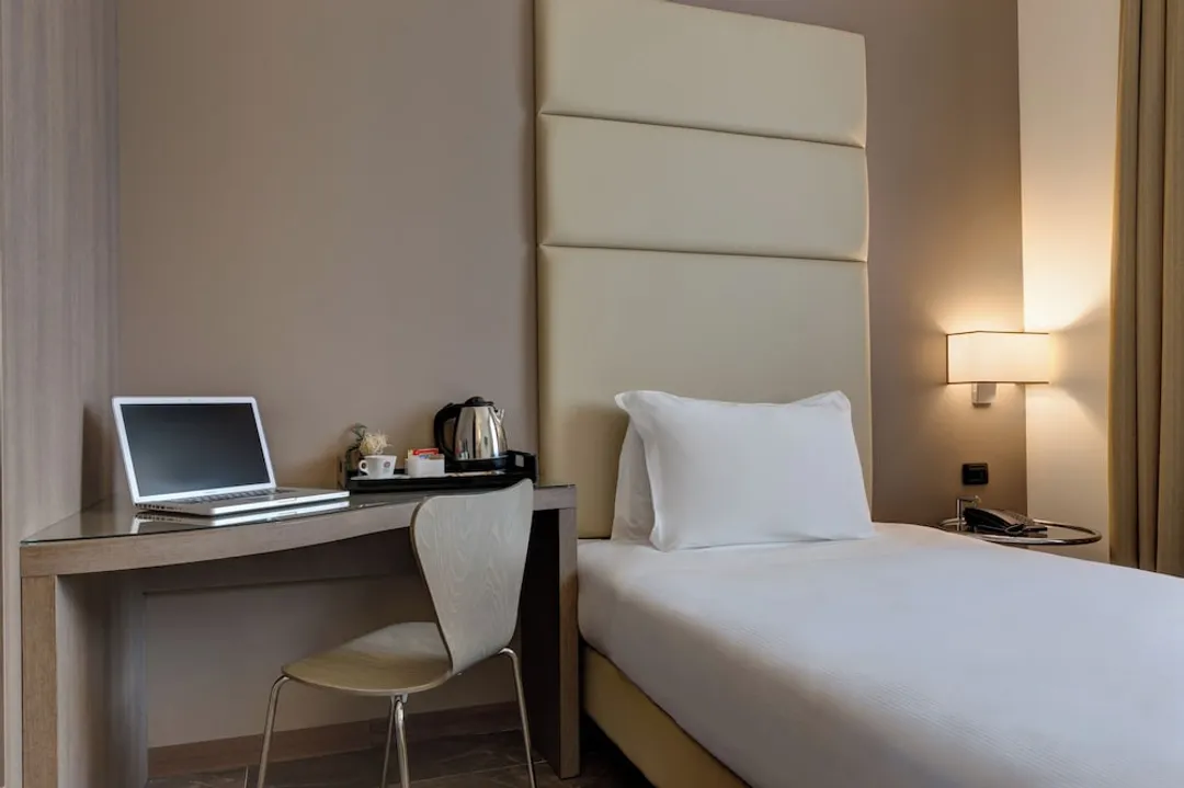 Klima Hotel Milano Fiere-Standard Single Room, 1 Large Twin Bed-3