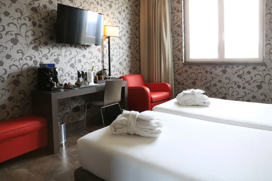 Klima Hotel Milano Fiere-Superior Twin Room-1