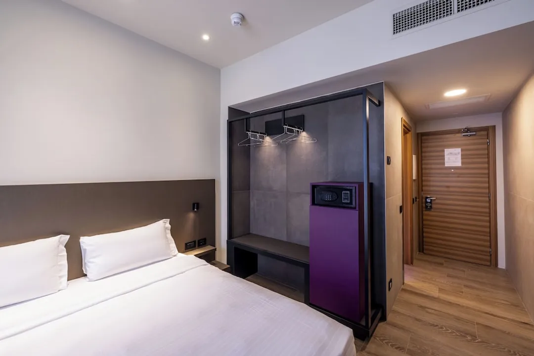 Hotel Degli Arcimboldi-Double Room Single Use-3