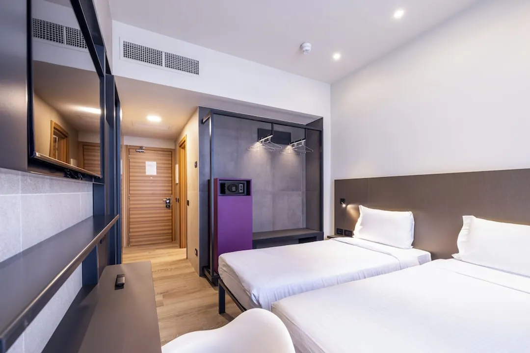 Hotel Degli Arcimboldi-Standard Room, 2 Twin Beds-1