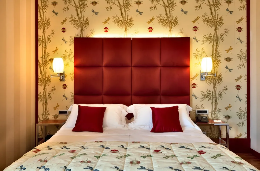 Enterprise Hotel-Executive Double or Twin Room-5