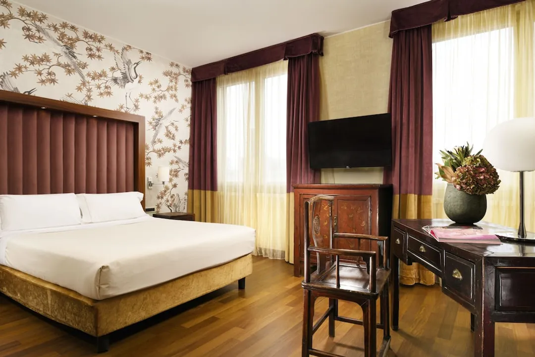Enterprise Hotel-Junior Suite, Private Bathroom, Tower-3