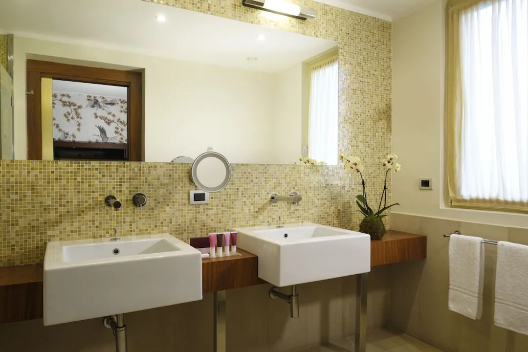 Enterprise Hotel-Junior Suite, Private Bathroom, Tower-4