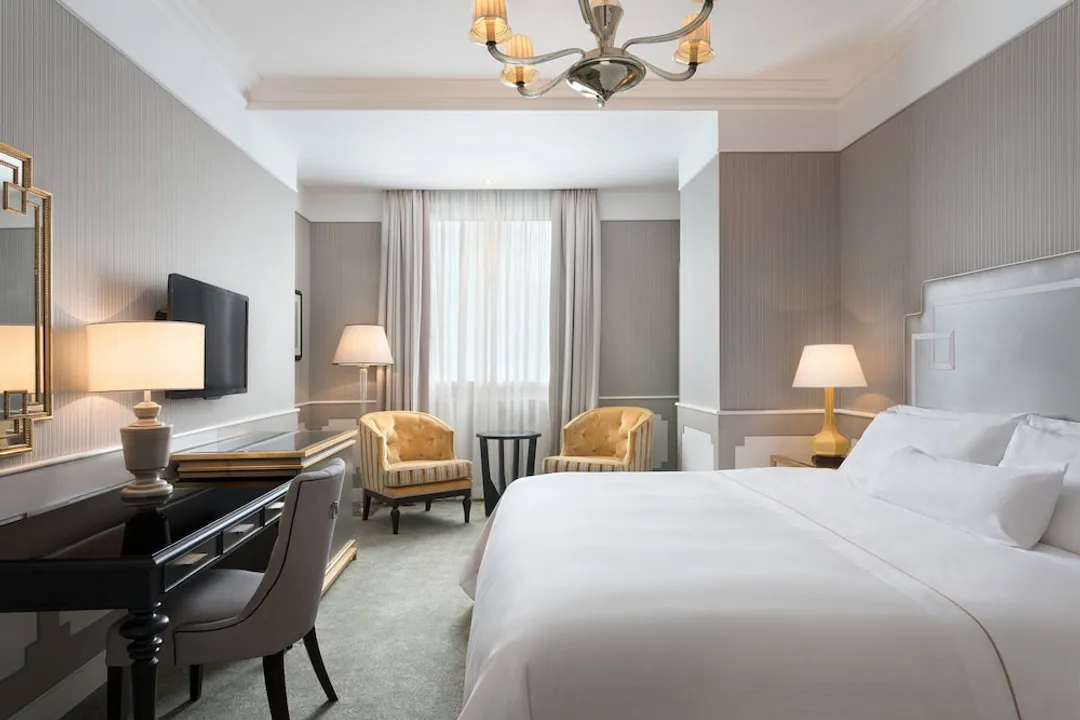 The Westin Palace, Milan-Classic Room, 1 King Bed-2
