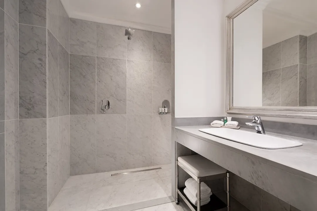 The Westin Palace, Milan-Classic Room, 1 King Bed-4