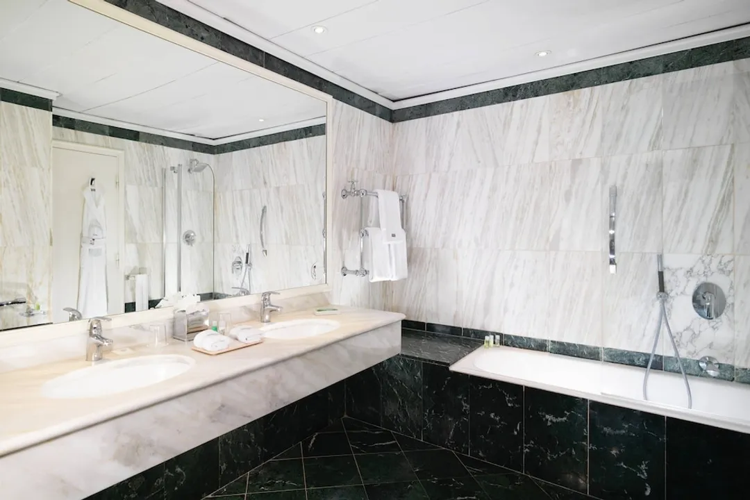 The Westin Palace, Milan-Deluxe Room, 2 Twin Beds-5