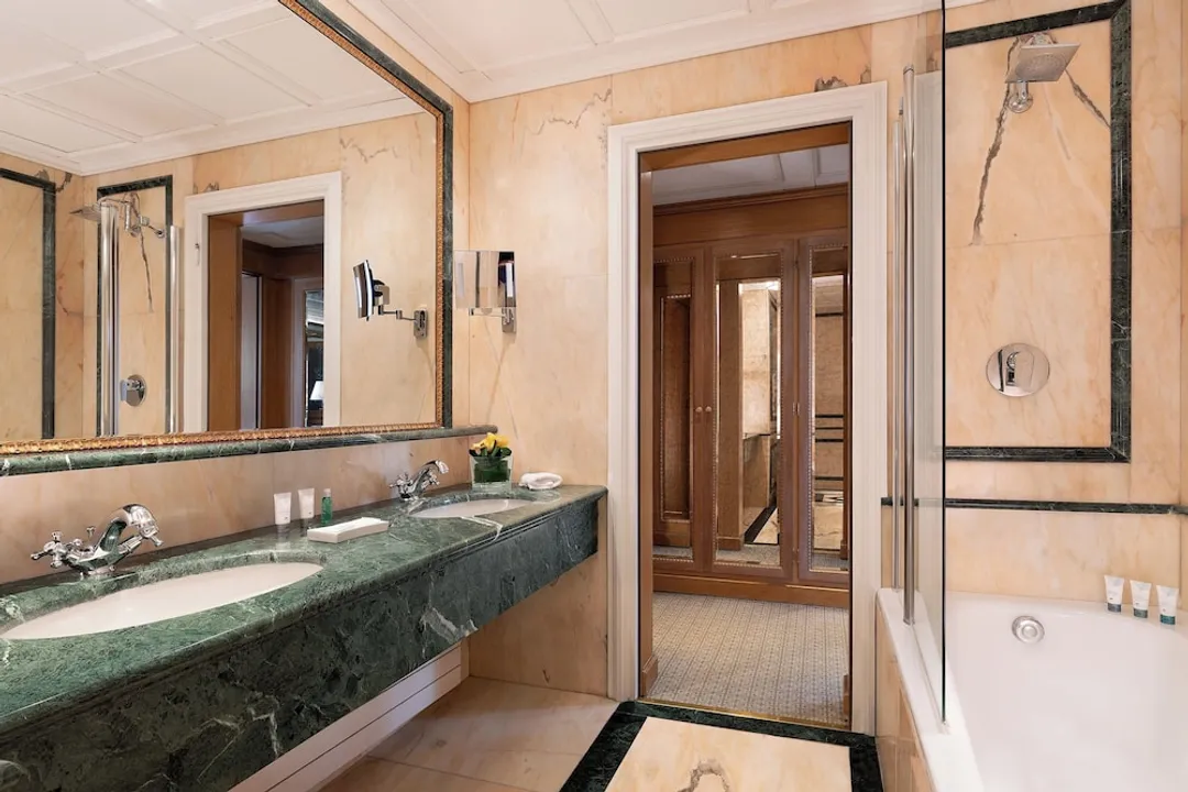 The Westin Palace, Milan-Executive Suite, 1 King Bed-4