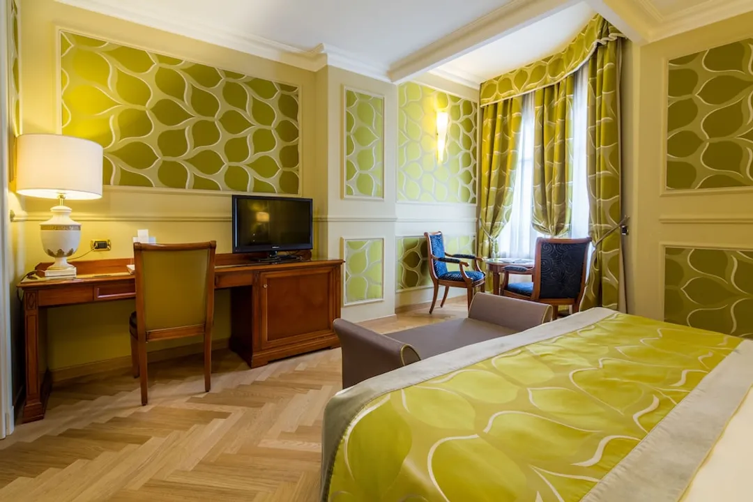 Grand Visconti Palace-Superior Room-2