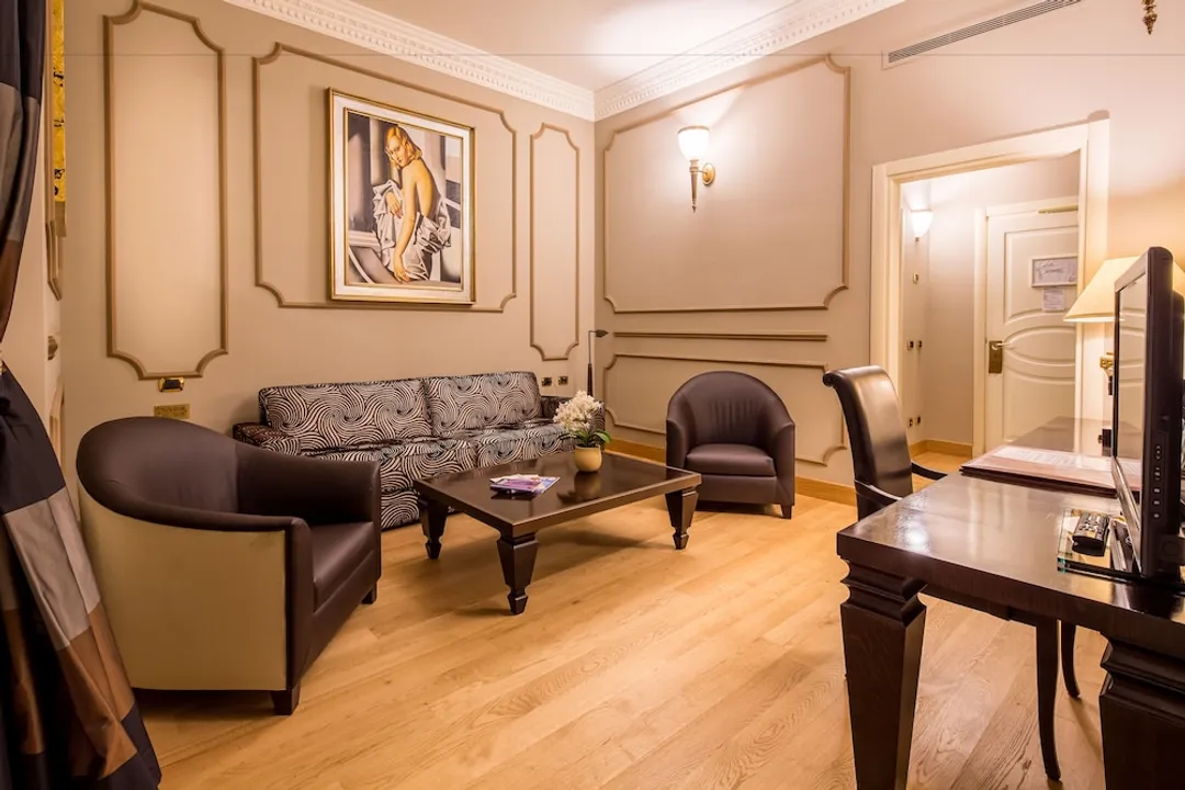 Grand Visconti Palace-Executive Suite-2