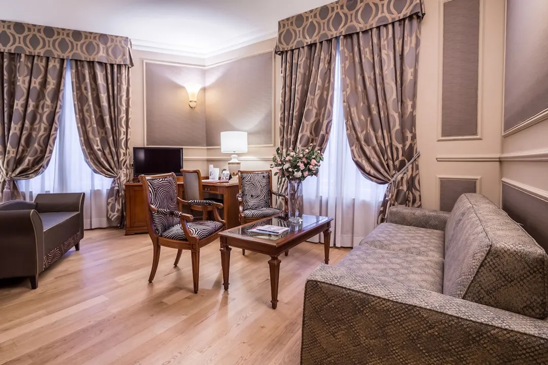 Grand Visconti Palace-Junior Suite-2