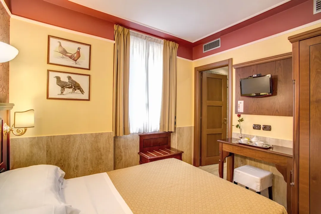 Aurelius Art Gallery Hotel-Double Room (Small)-1
