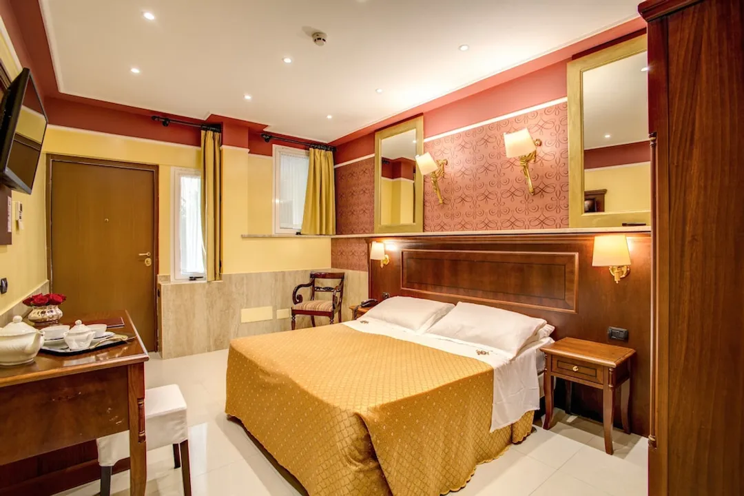 Aurelius Art Gallery Hotel-Superior Double or Twin Room-2
