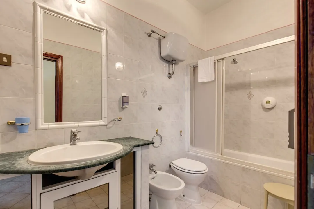 Hotel Cambridge-Standard Single Room-9