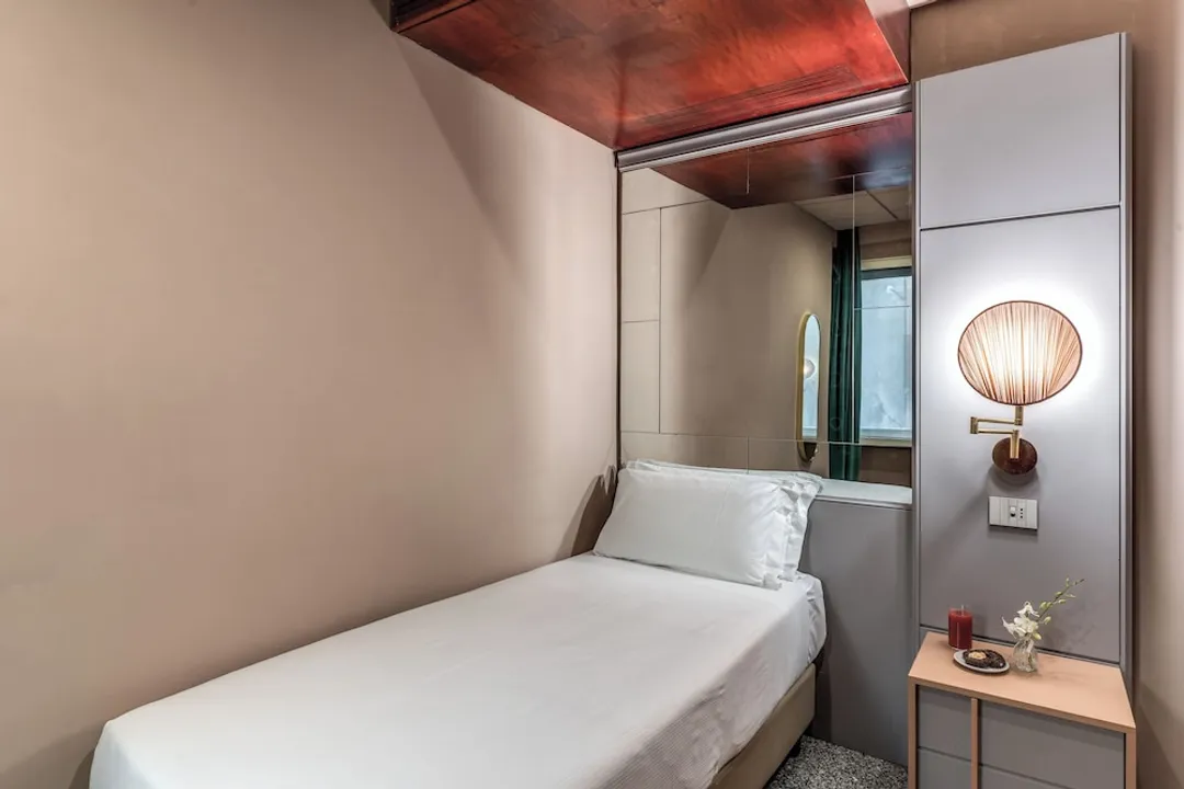 Hotel Madison-Standard Single Room-4