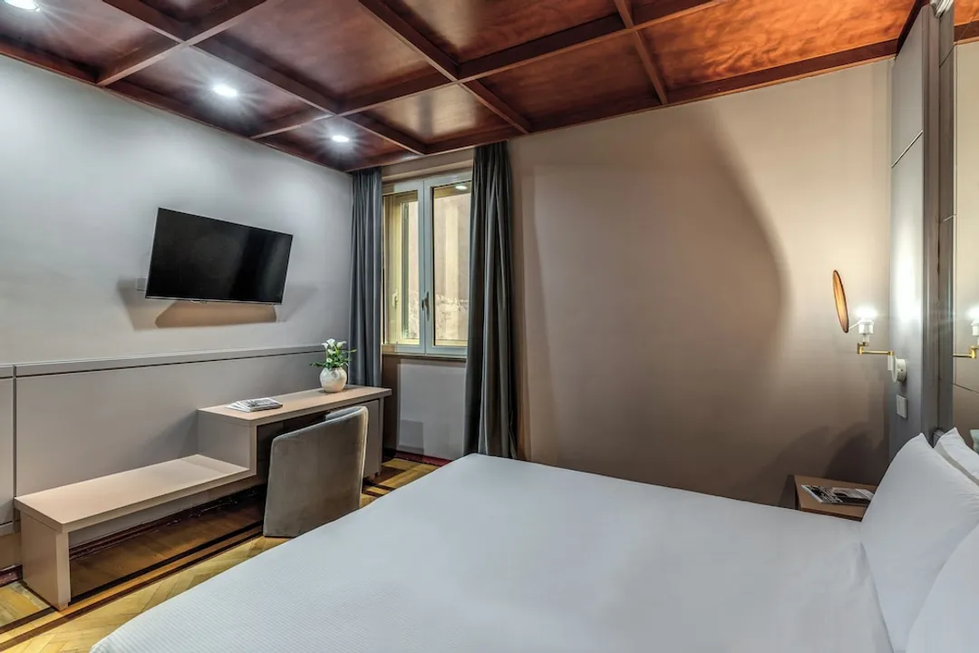 Hotel Madison-Standard Double or Twin Room-3