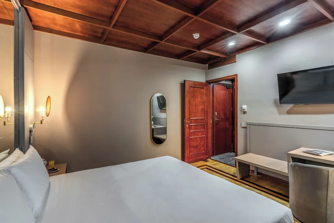 Hotel Madison-Standard Double or Twin Room-4
