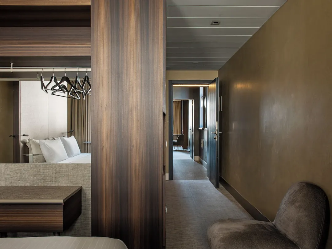 ME Milan - Il Duca-Junior Suite-3