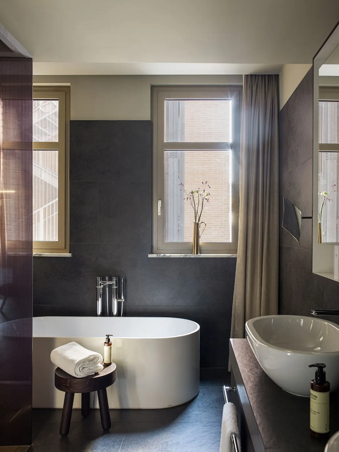 ME Milan - Il Duca-Junior Suite-6