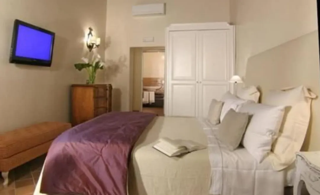 Hotel Mozart-Apartment Annex building (Via Ripetta 70)-1