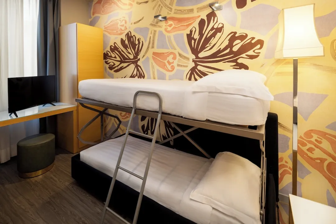Holiday Inn Milan - Garibaldi Station by IHG-Premium Room, Multiple Beds-3