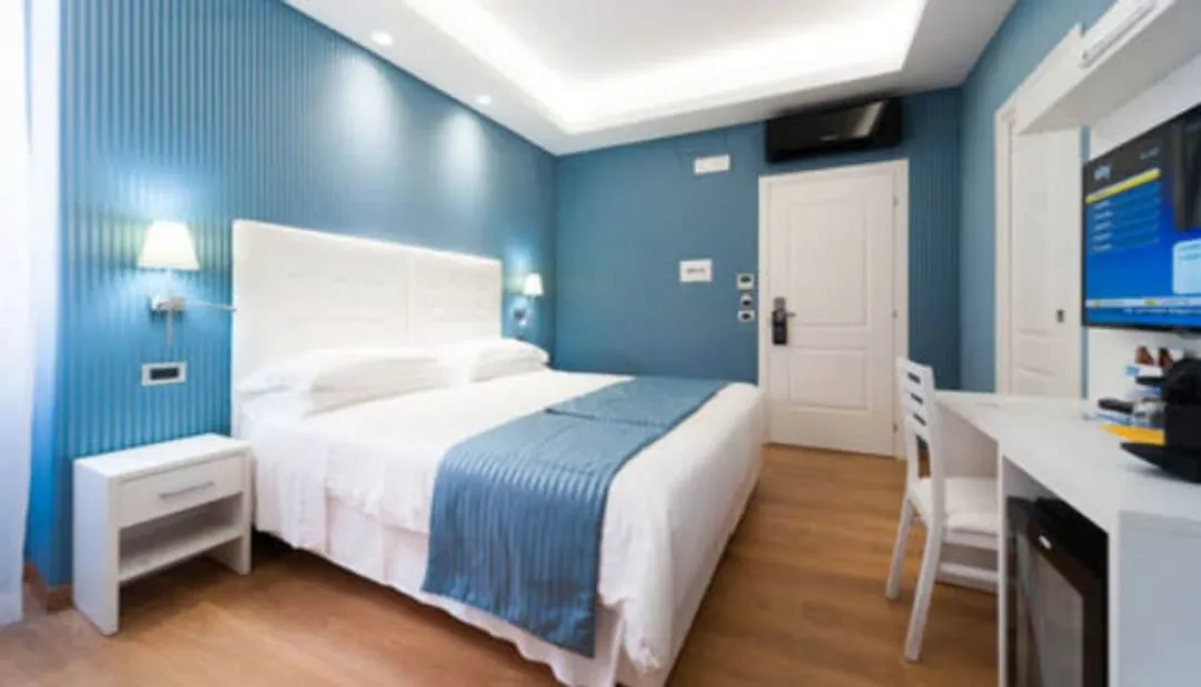 Trevi 41 Hotel-Superior Double Room-11