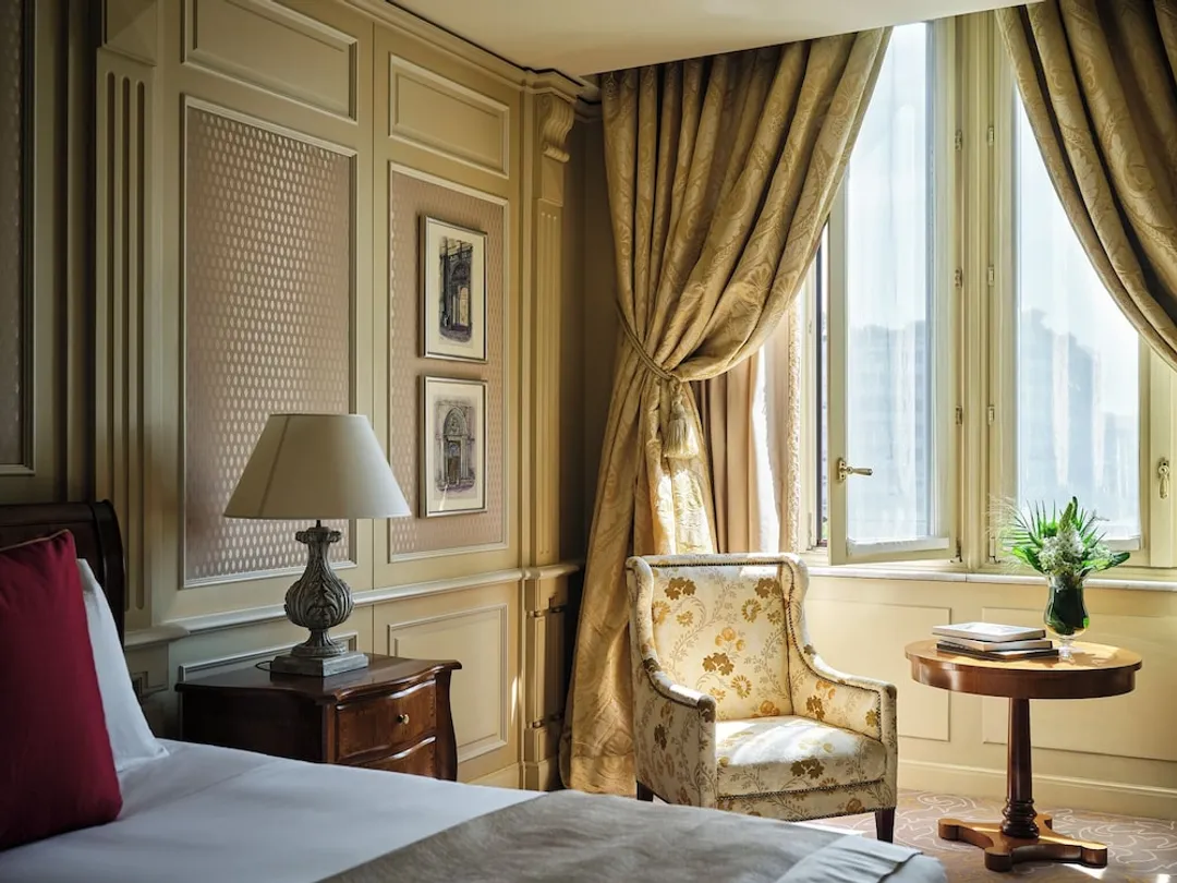 Hotel Principe Di Savoia-Deluxe Room-3
