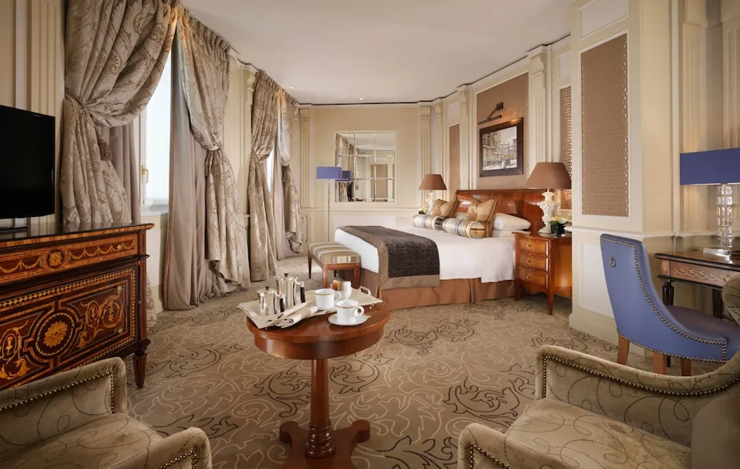 Hotel Principe Di Savoia-Premium Room-1