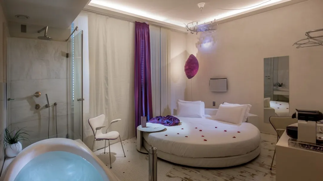 勇敢愛侶套房飯店-Superior Double Room-4