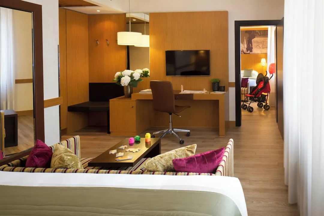 Starhotels Tourist-Family Room, Connecting Rooms-2