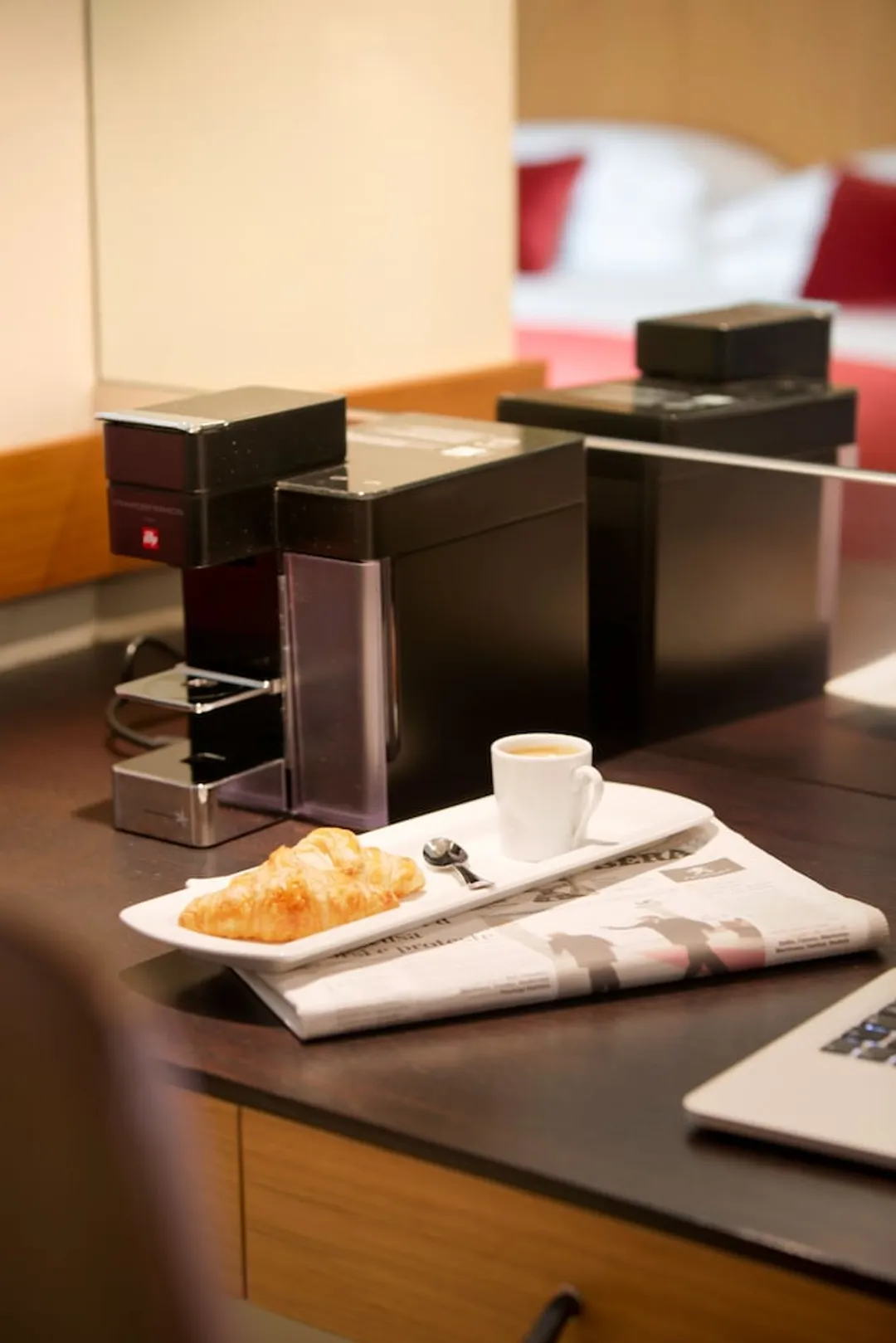 Starhotels Tourist-Junior Suite-3