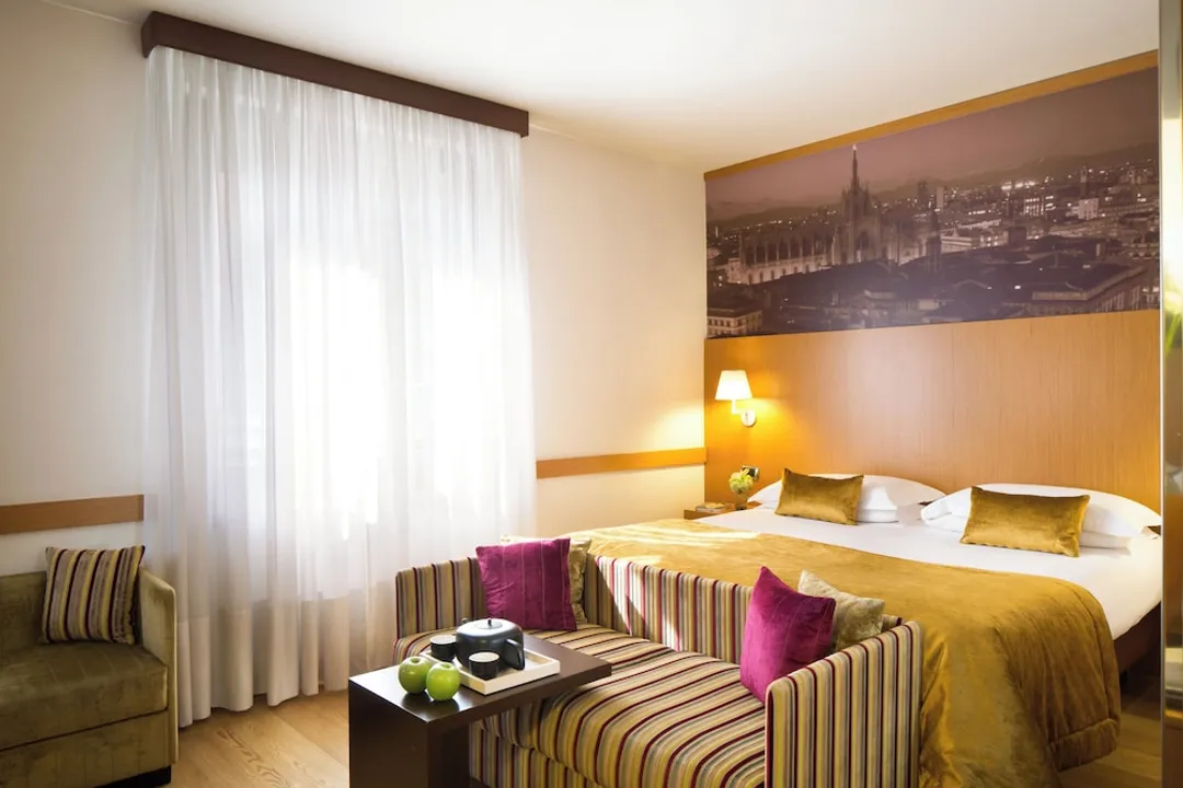 Starhotels Tourist-Deluxe Double Room-3