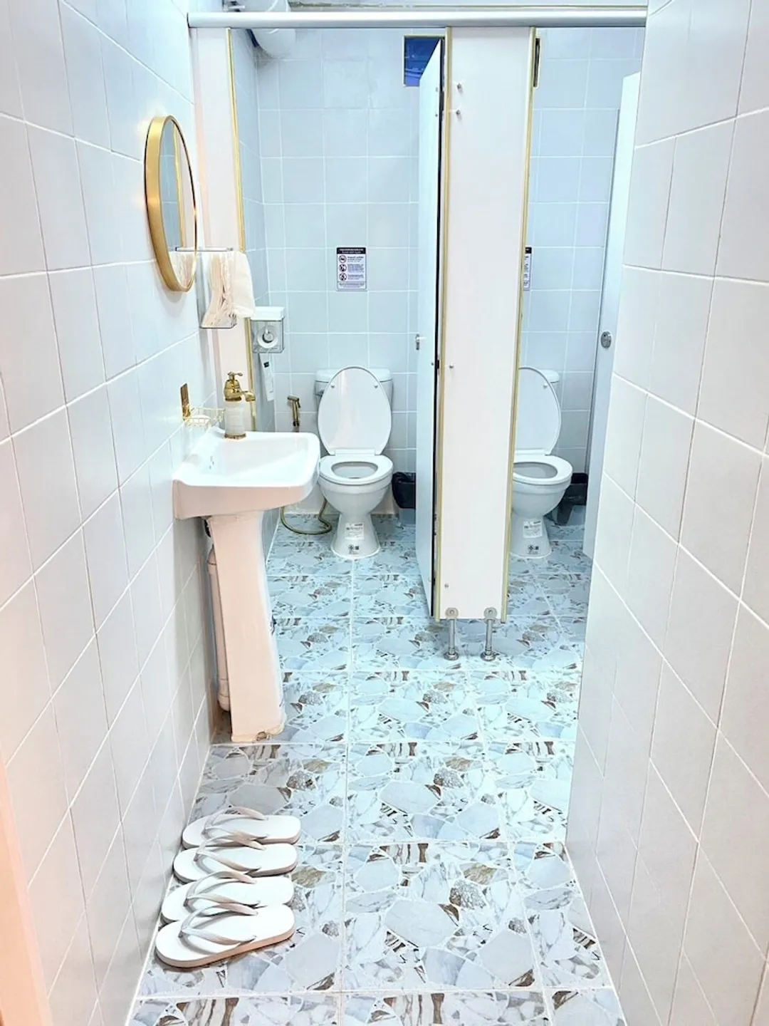 Guesthouse Station-Basic Twin Room-3
