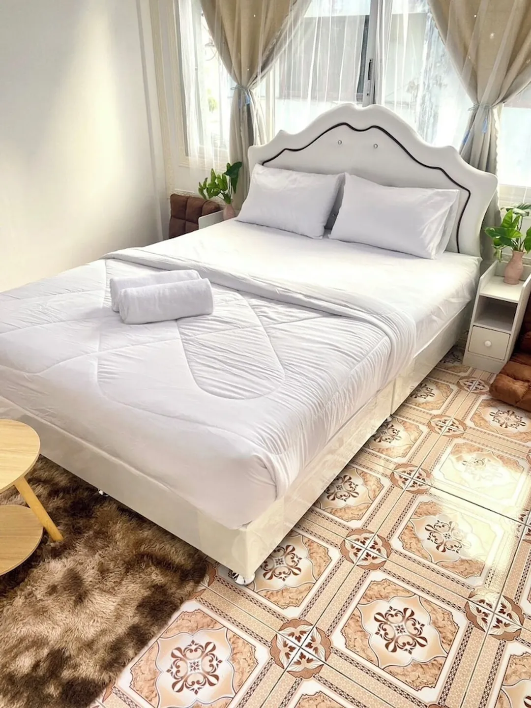 Guesthouse Station-Basic Double Room-2
