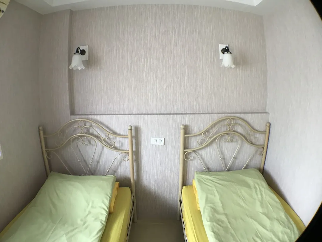 ルーフ ビュー プレイス-Standard Double or Twin Room-9