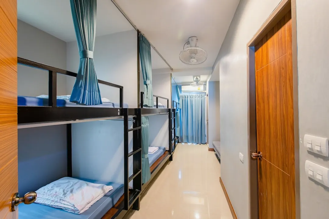 Restiny Hostel-Family Room 6 Beds-1