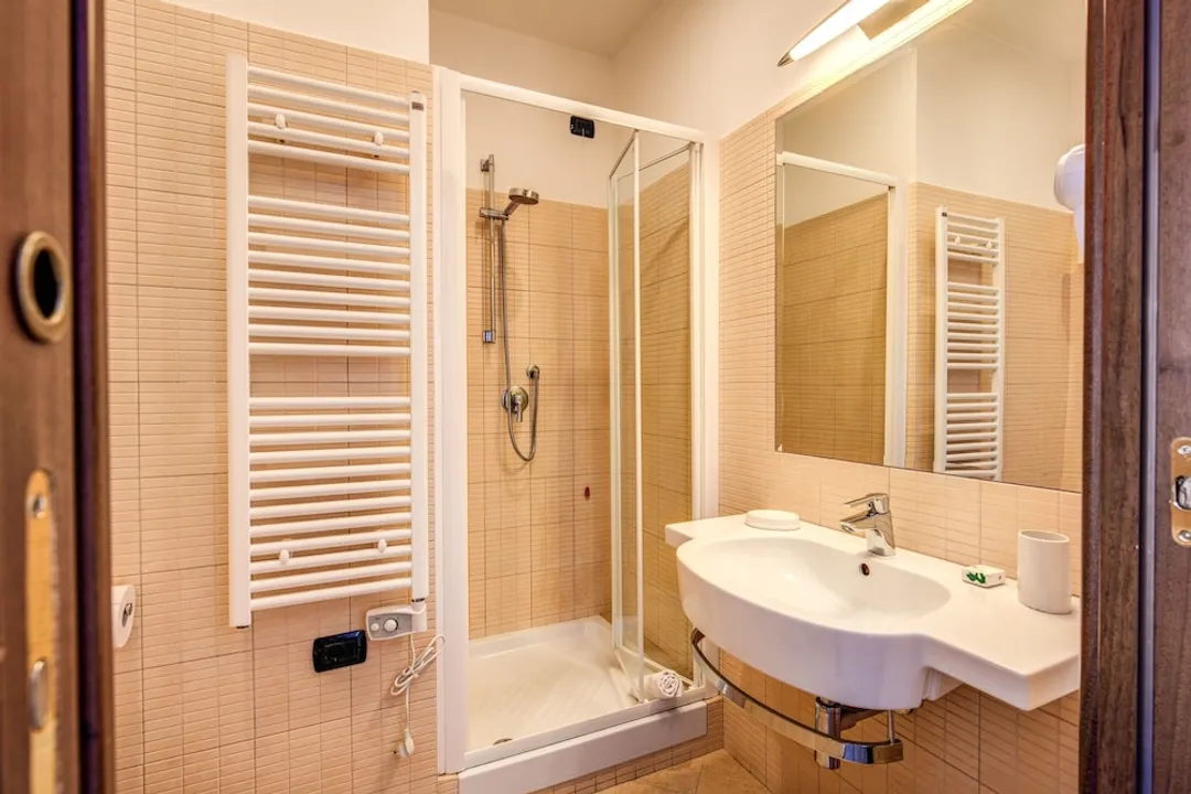 Hotel Roma Tiburtina-Deluxe Double Room-16
