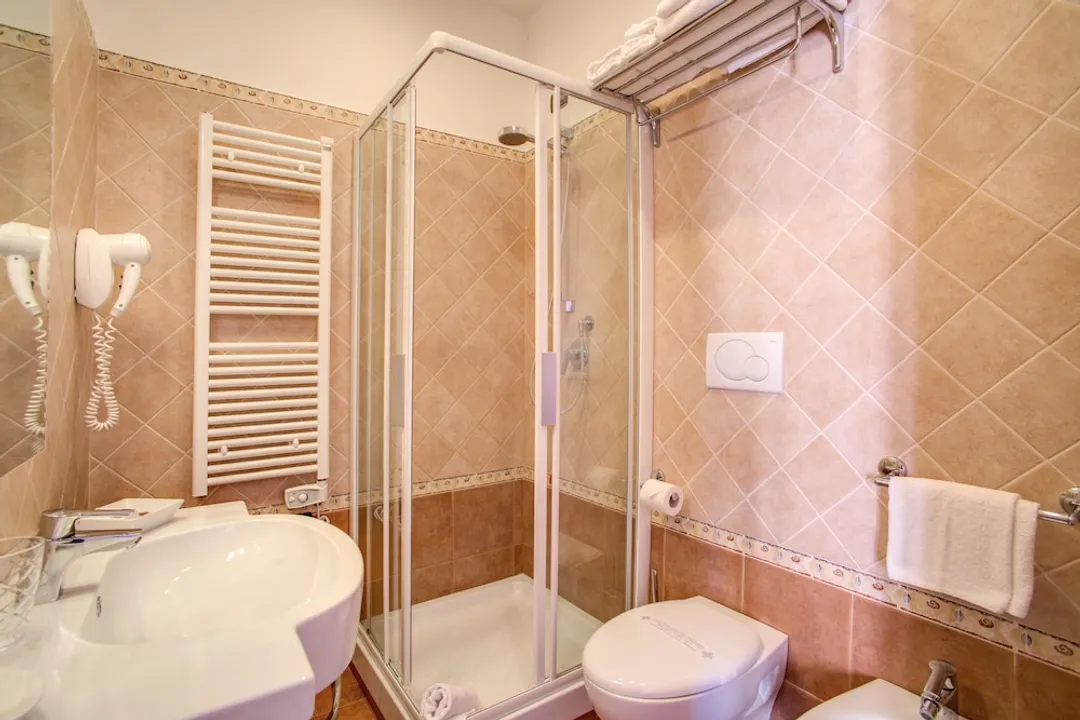 Hotel Roma Tiburtina-Deluxe Double Room-15