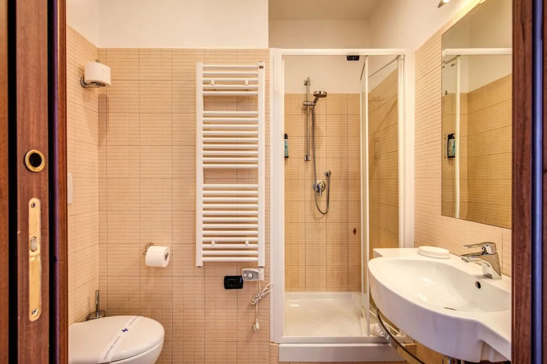 Hotel Roma Tiburtina-Triple Room-17