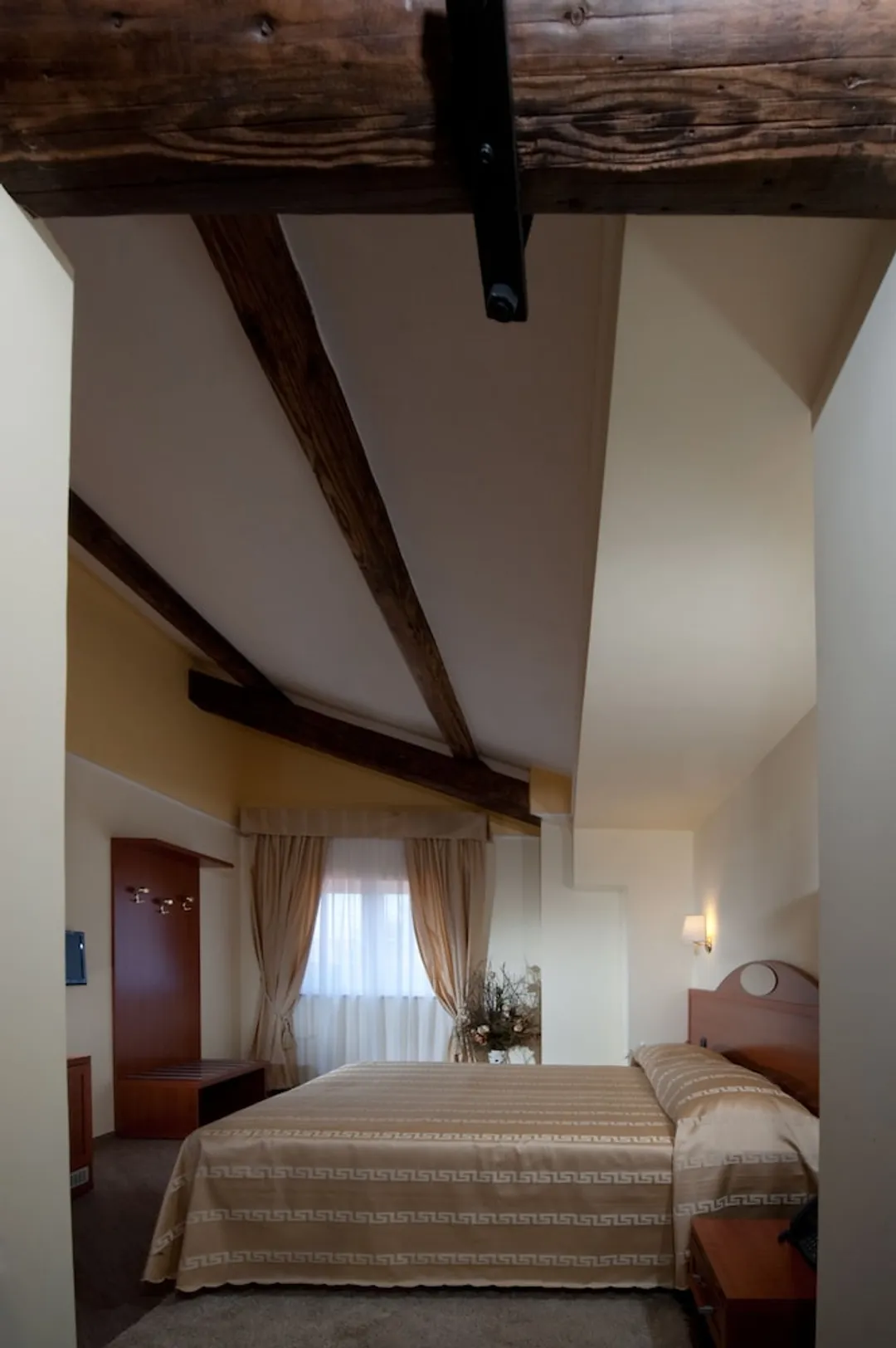 Hotel Roma Tiburtina-Triple Room-5