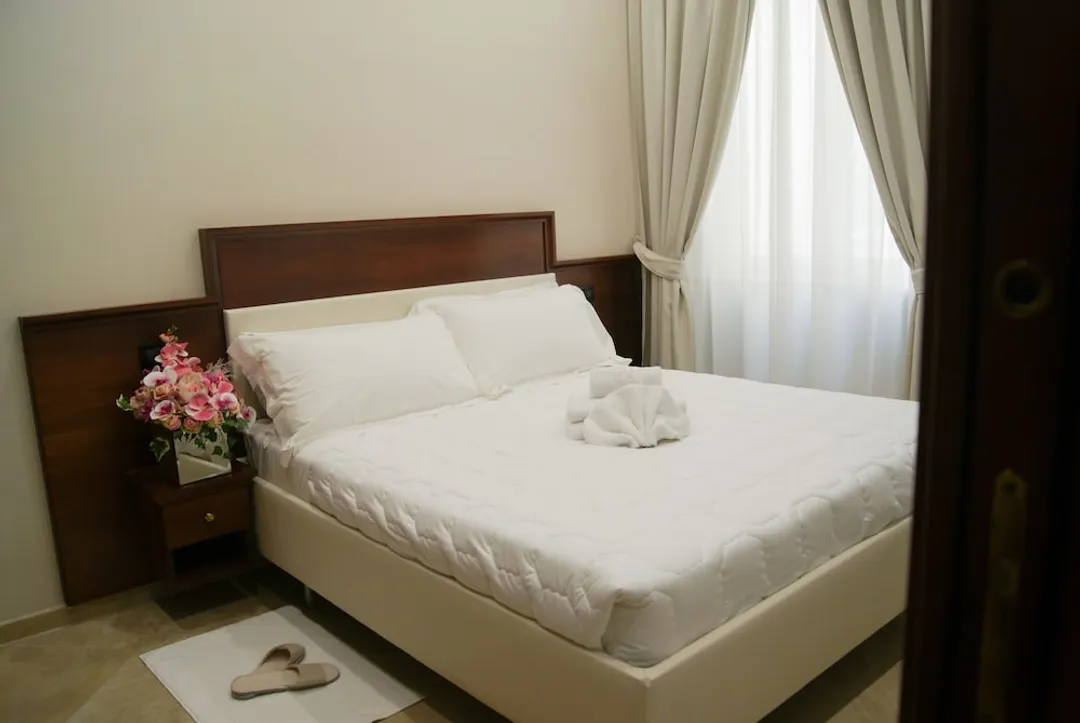 Esposizione Boutique-Deluxe Double Room-1