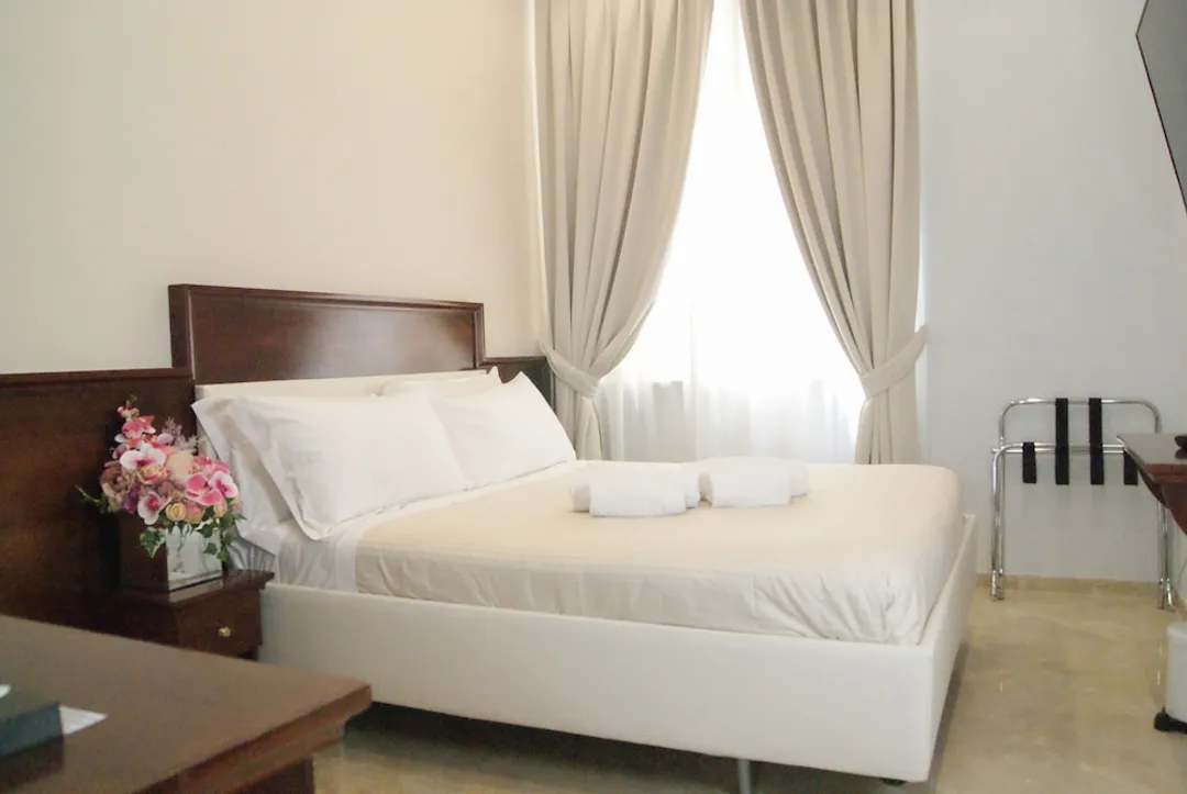Esposizione Boutique-Deluxe Double Room-5