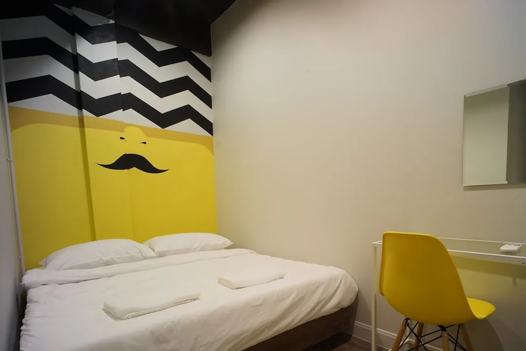 BRB 호스텔 방콕 실롬-Economy Double Room, Shared Bathroom-3