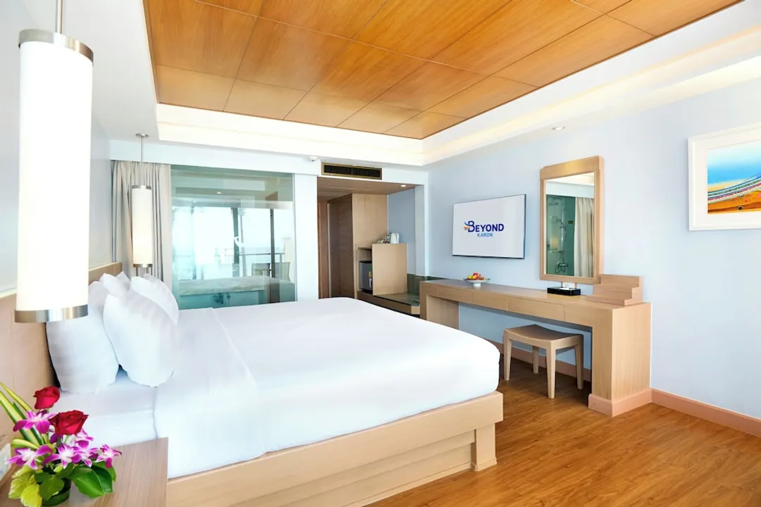 Beyond Karon-Deluxe Room, Sea View (Premier)-2