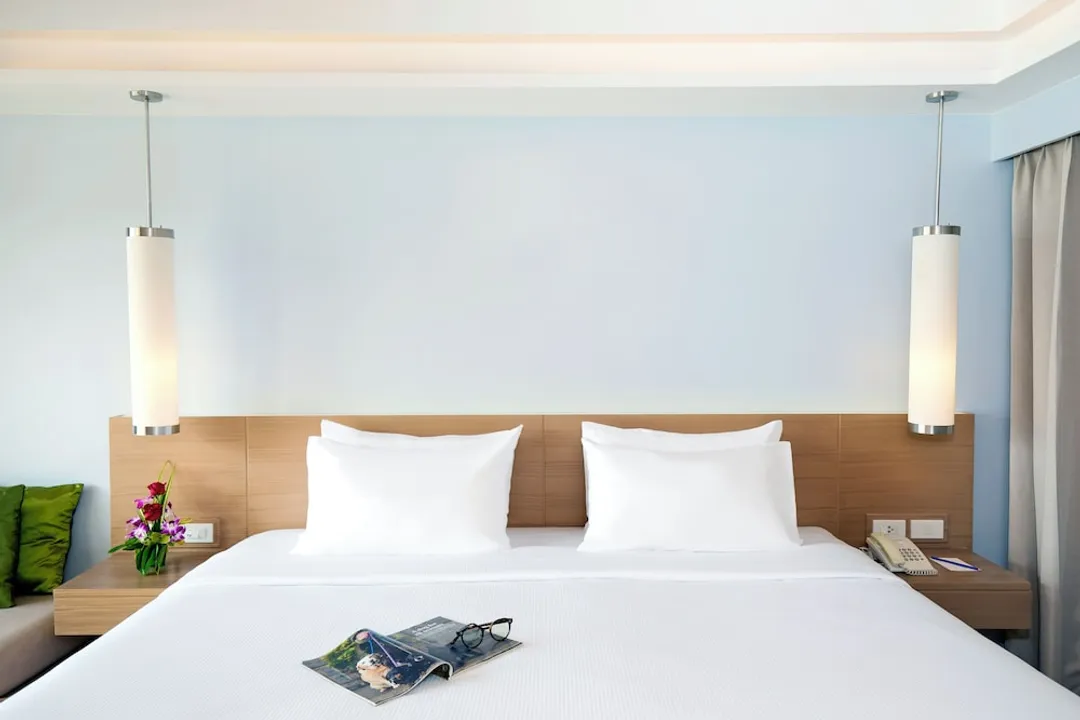 Beyond Karon-Deluxe Room, Sea View (Premier)-3