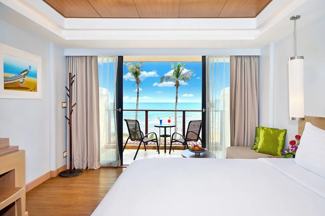 Beyond Karon-Deluxe Room, Sea View (Premier)-1