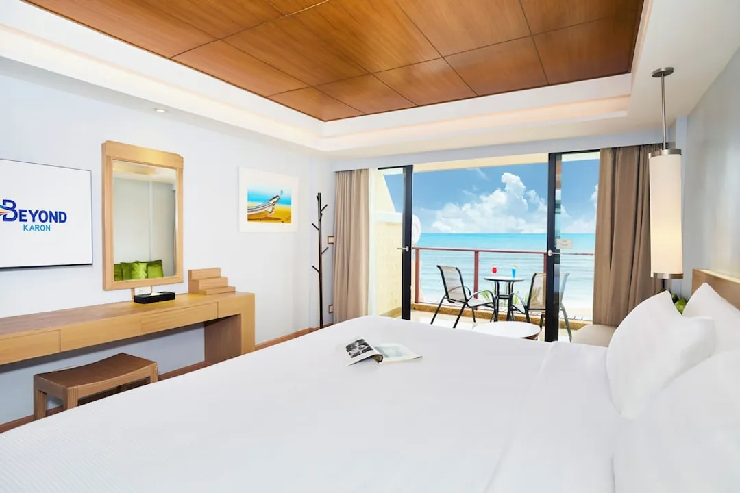 Beyond Karon-Deluxe Room, Sea View (Premier)-4