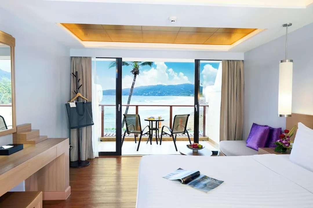 Beyond Karon-Deluxe Room, Sea View-1