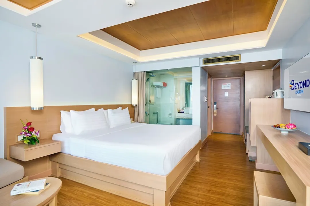 Beyond Karon-Deluxe Room, Sea View-2