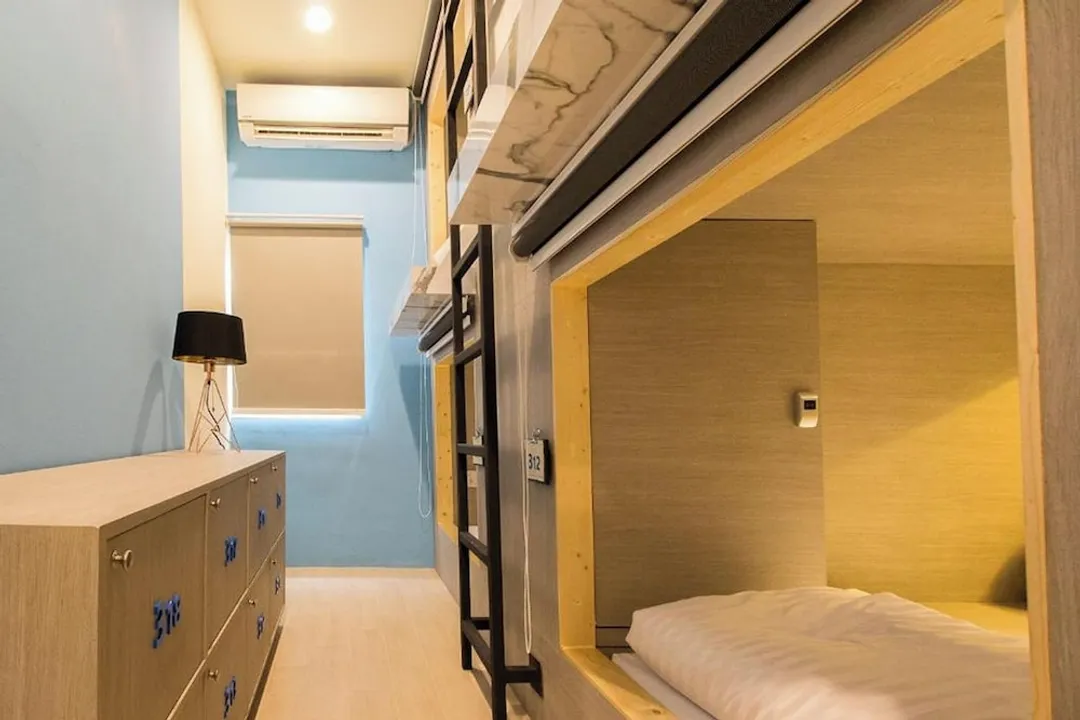 Lazy Sunday Hostel-Capsule Bed in Female Dormitory Room (Lower Bed)-4